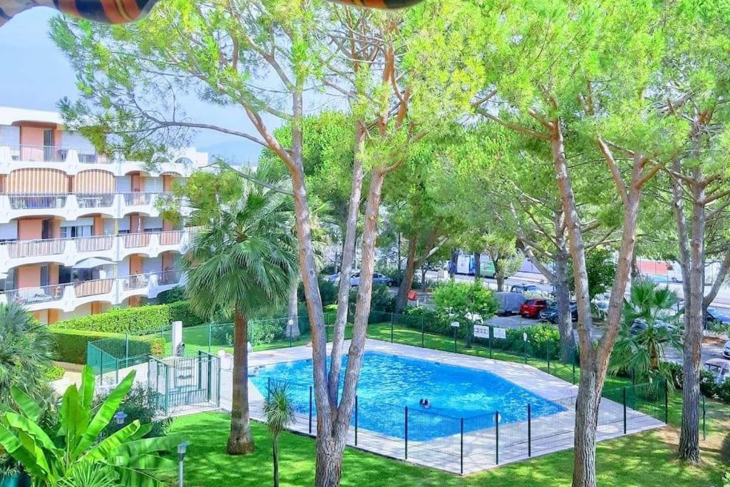 Farniente Riviera Appartement Mandelieu Buitenkant foto